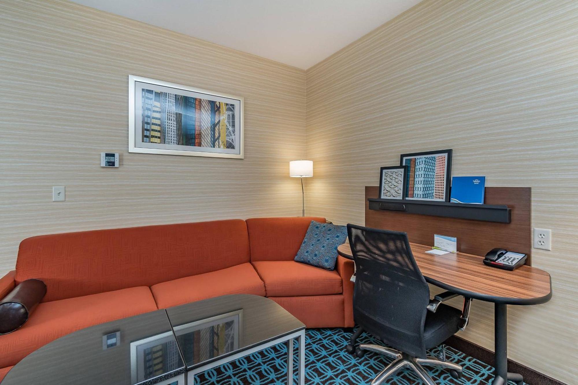 Fairfield & By Marriott