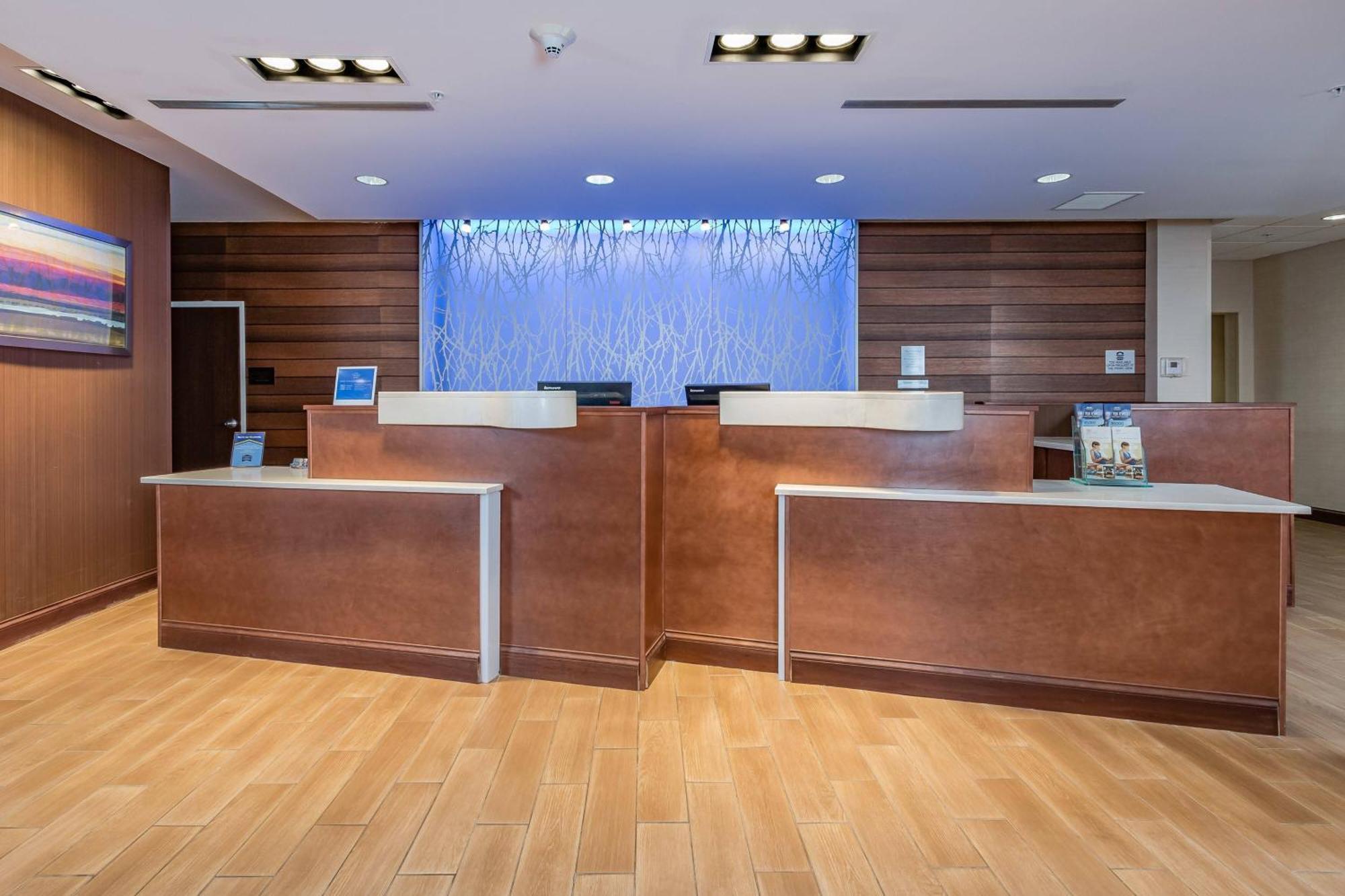 Fairfield & By Marriott 3* Elkhart